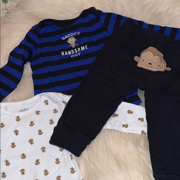 Boy’s 3 piece monkey outfit - Picture 3 of 8